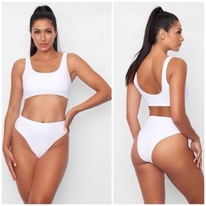 NWT Frederick’s of Hollywood White Vedra Bikini w/Built-In Bra & High Waist, S